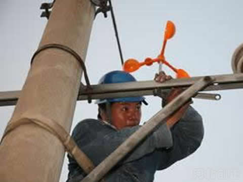 風(fēng)力驅(qū)鳥(niǎo)器的現(xiàn)場(chǎng)應(yīng)用